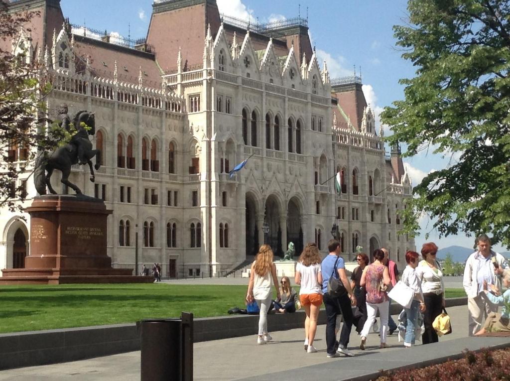 Jazzy Vibes Parliament Rooms And Ensuites Будапеща Екстериор снимка
